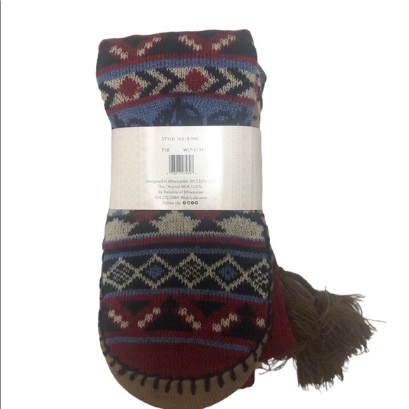 NWT MUKLUKS WOMENS SLIPPER SOCKS - Picture 2 of 3